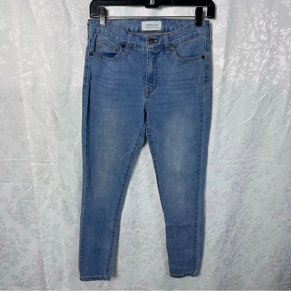 Crown & Ivy Blue Skinny Jeans with Stretch